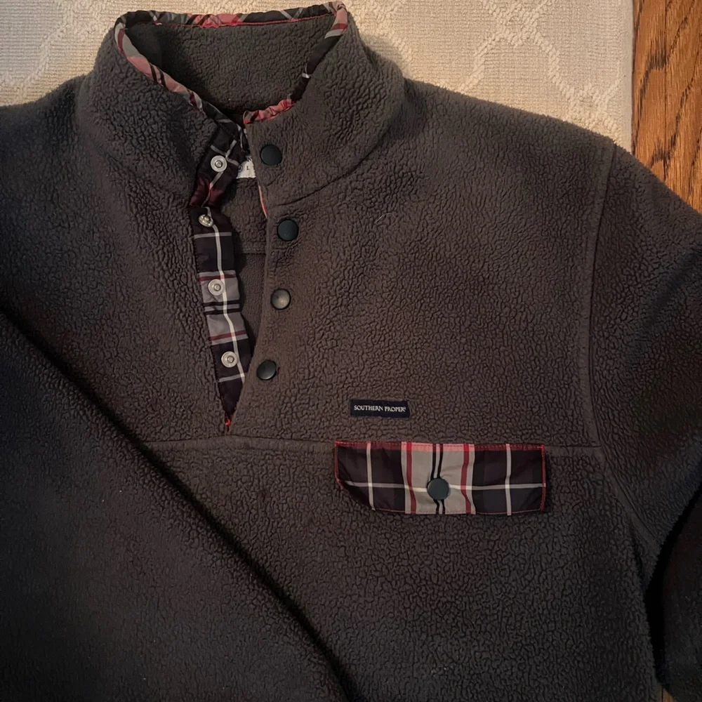 Southern Proper fleece pullover - Picture 2 of 5